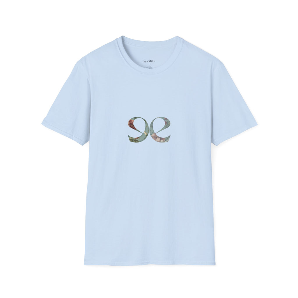 Estyn's Minimilist Tee