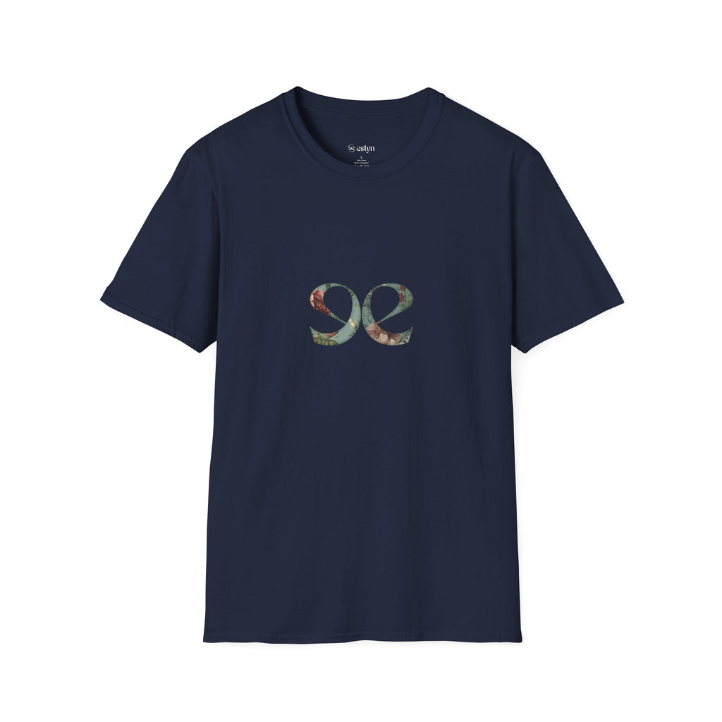 Estyn's Minimilist Tee